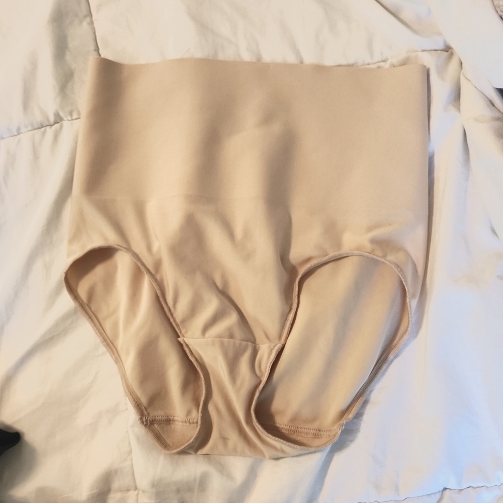 Maidenform slimming shapewear, nude